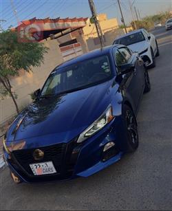 نيسان ألتيما